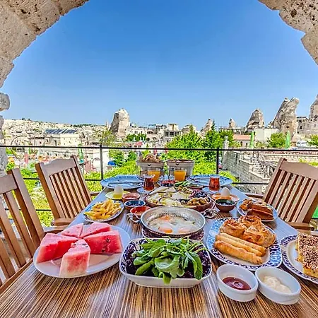 Onur Cave Cappadocia Отель *
